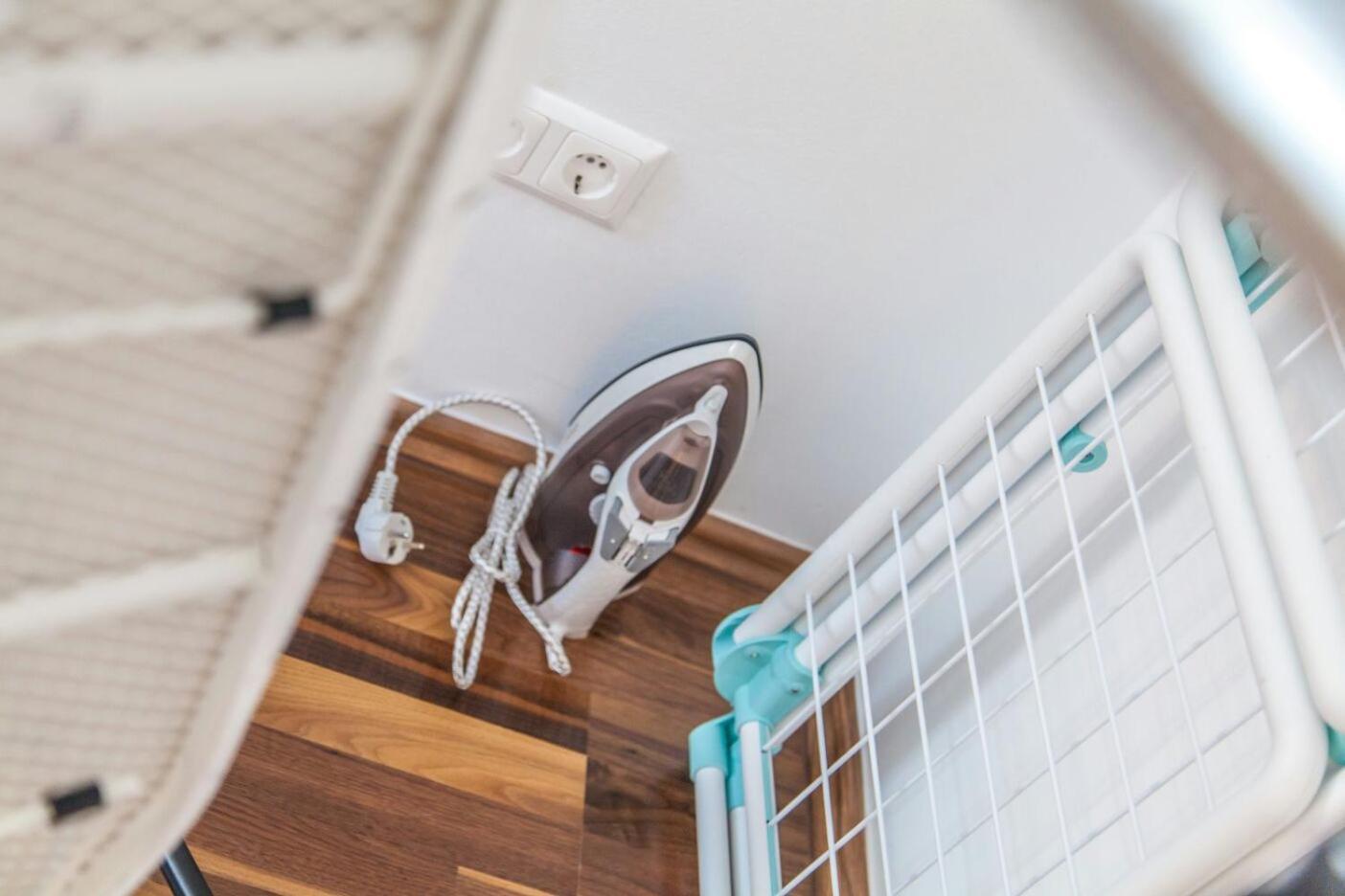 Vienna Market Apartments & Free Parking Ngoại thất bức ảnh