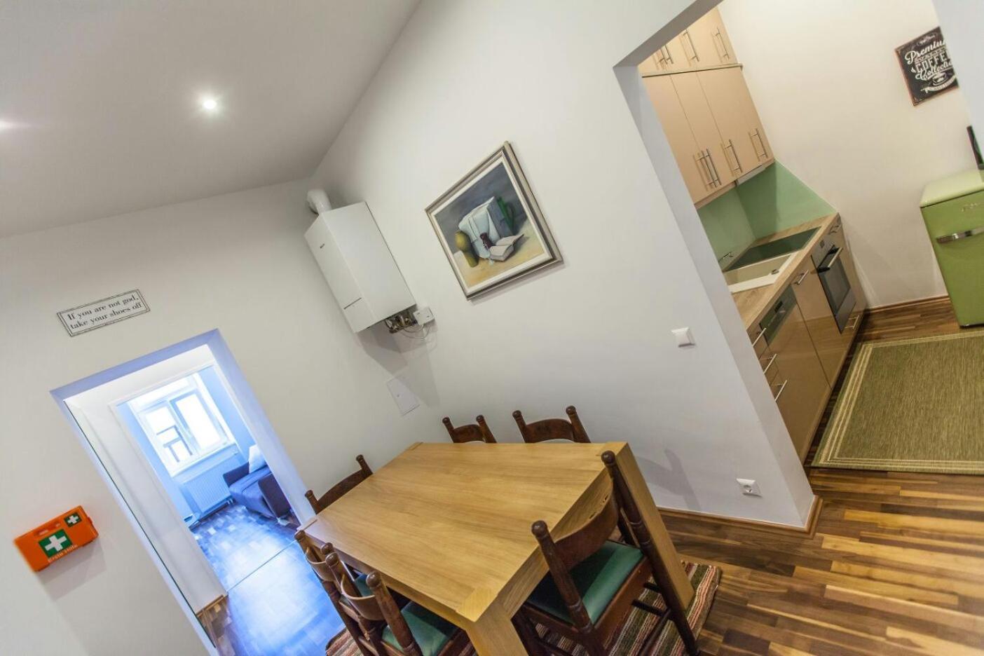 Vienna Market Apartments & Free Parking Ngoại thất bức ảnh