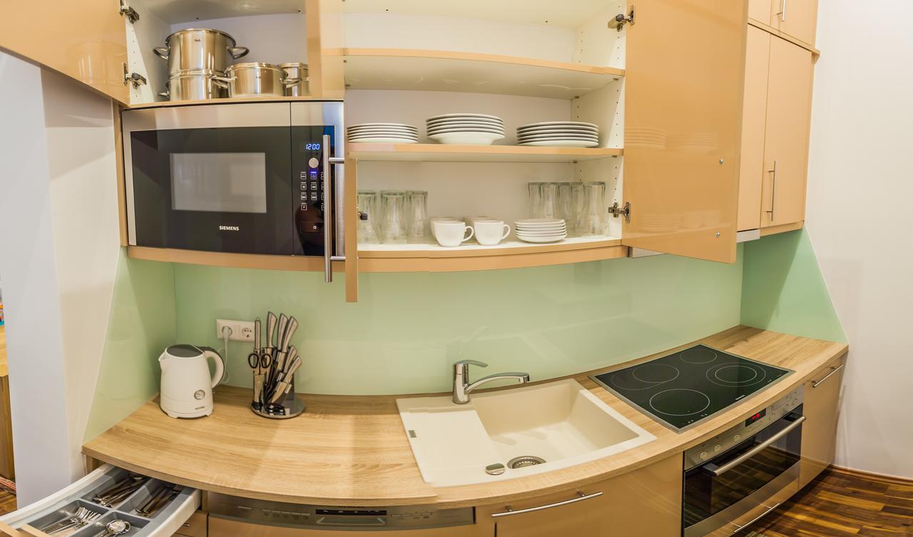 Vienna Market Apartments & Free Parking Ngoại thất bức ảnh