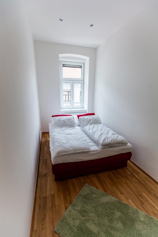 Vienna Market Apartments & Free Parking Ngoại thất bức ảnh