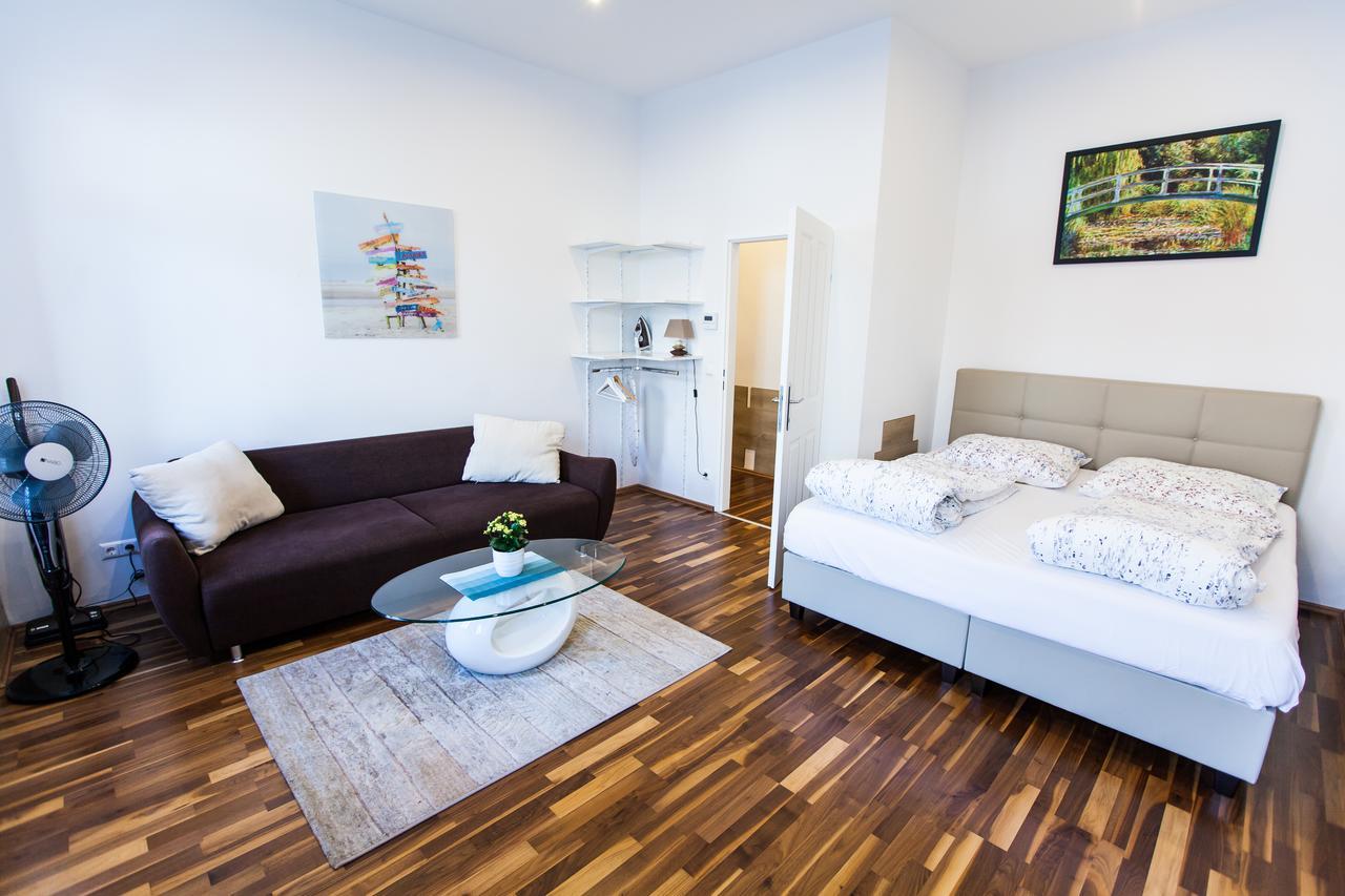 Vienna Market Apartments & Free Parking Ngoại thất bức ảnh