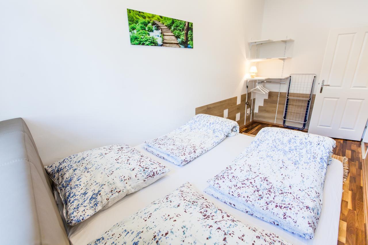 Vienna Market Apartments & Free Parking Ngoại thất bức ảnh