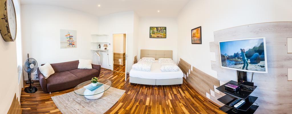 Vienna Market Apartments & Free Parking Ngoại thất bức ảnh